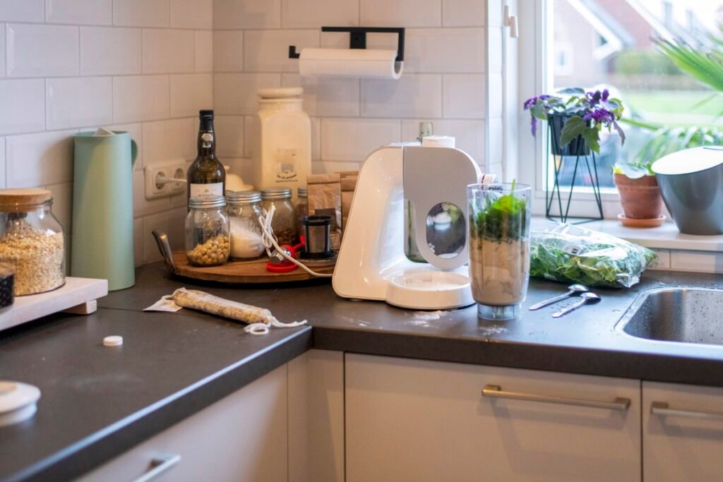 Decluttering the Kitchen