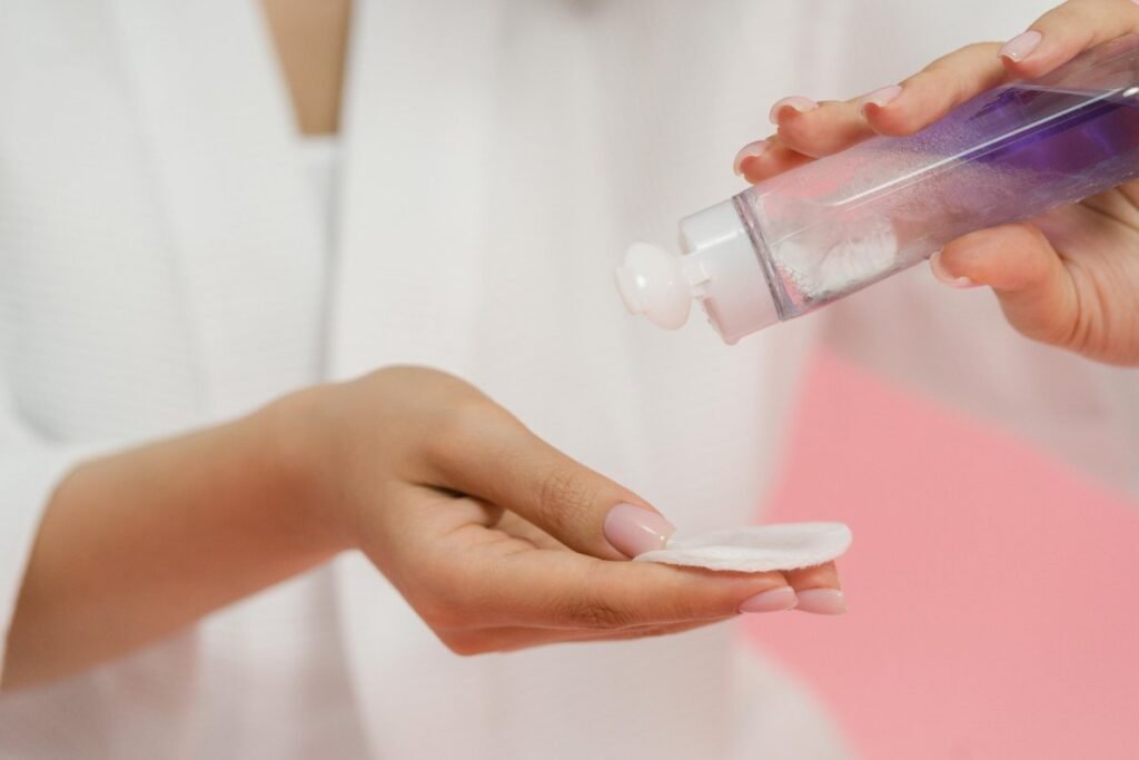 daily skincare routine for women over 30